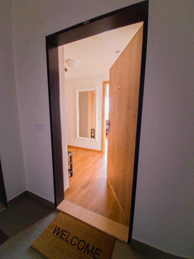 Modern Flat With Large Terrace Apartment Hradec Kralove Exterior photo